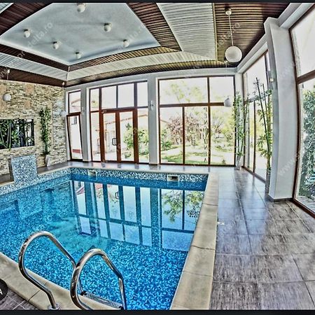 Steaua Apelor Family Resort Nufaru Eksteriør bilde