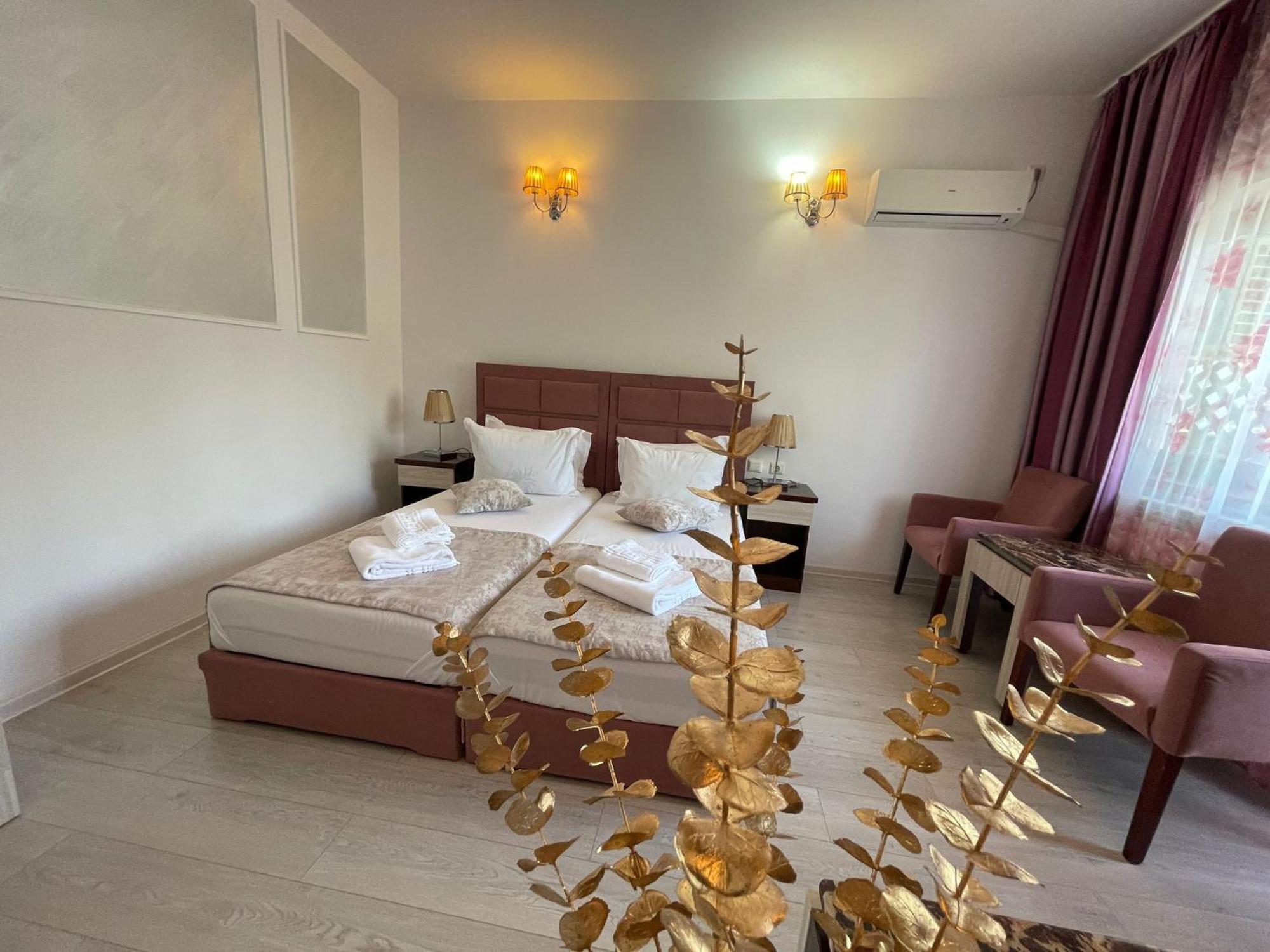 Steaua Apelor Family Resort Nufaru Eksteriør bilde