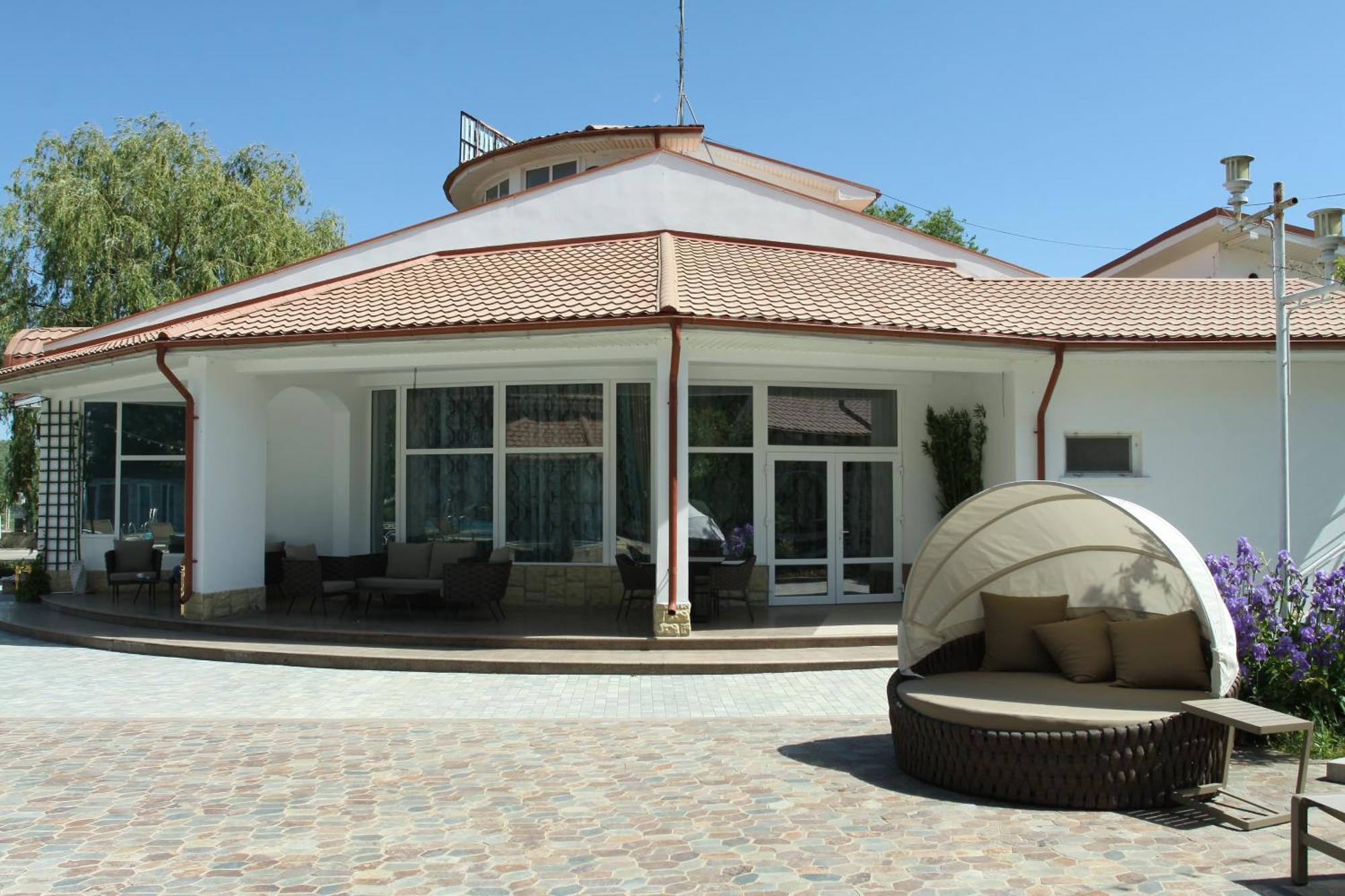 Steaua Apelor Family Resort Nufaru Eksteriør bilde