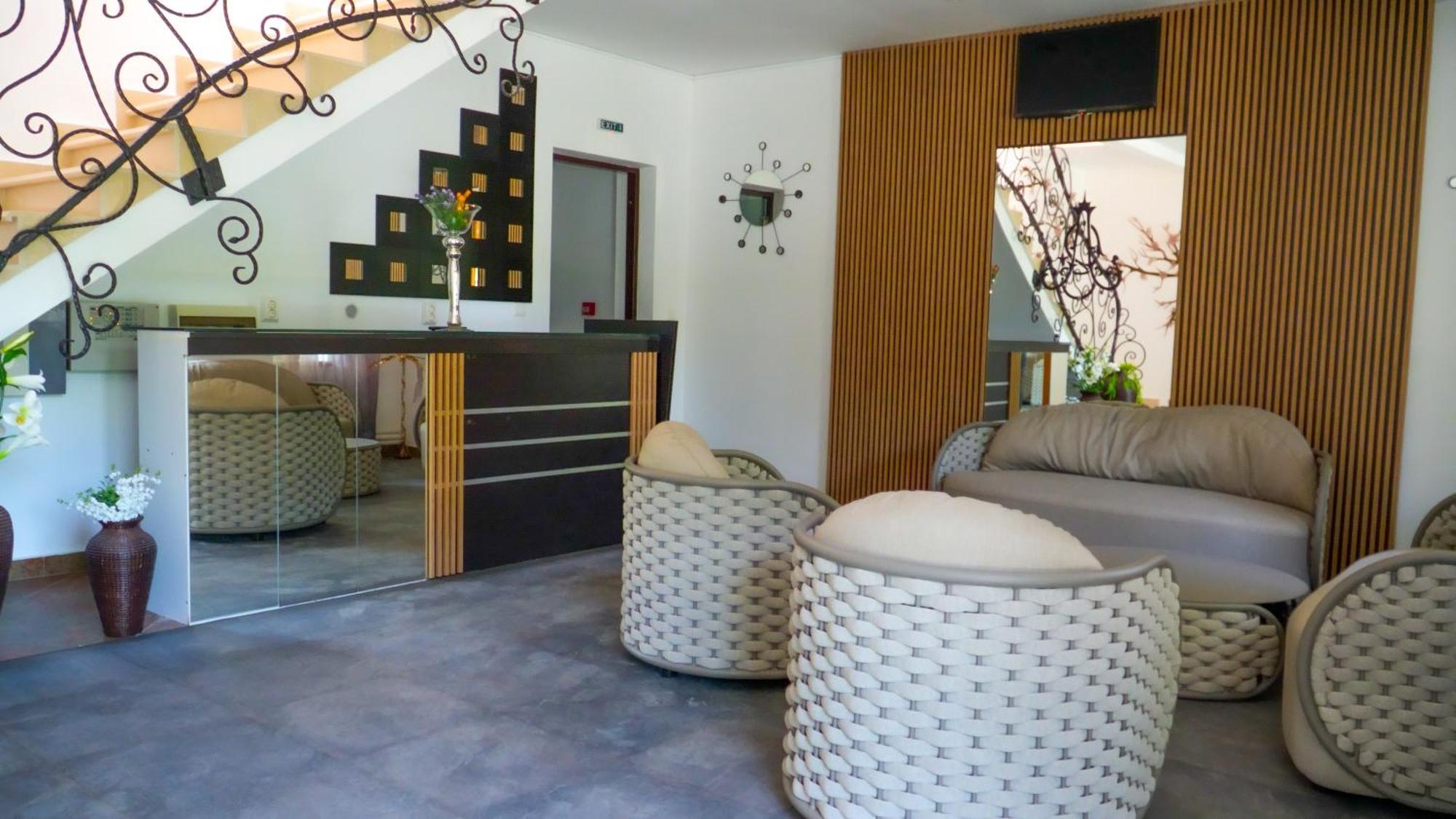 Steaua Apelor Family Resort Nufaru Eksteriør bilde