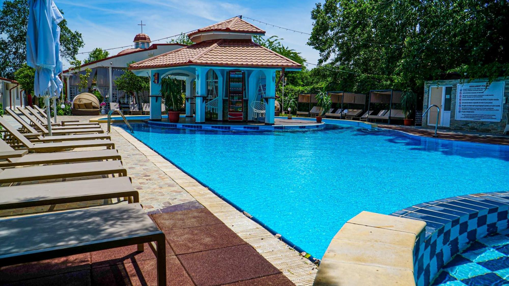 Steaua Apelor Family Resort Nufaru Eksteriør bilde