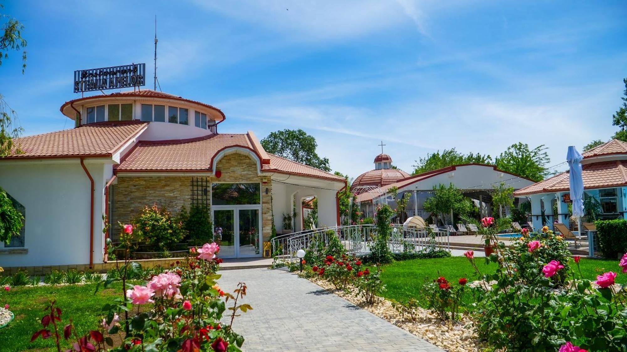 Steaua Apelor Family Resort Nufaru Eksteriør bilde